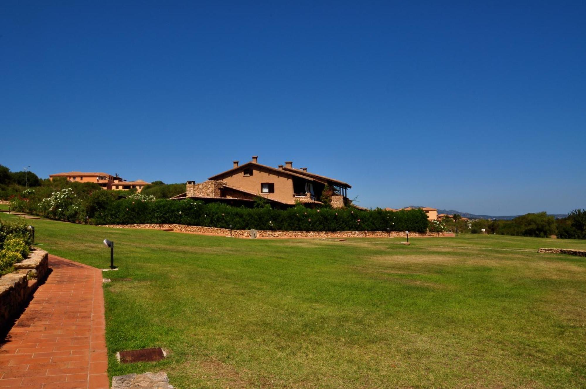 Appartamenti Residence Vela Blu Golfo Aranci Marinella  Exterior foto