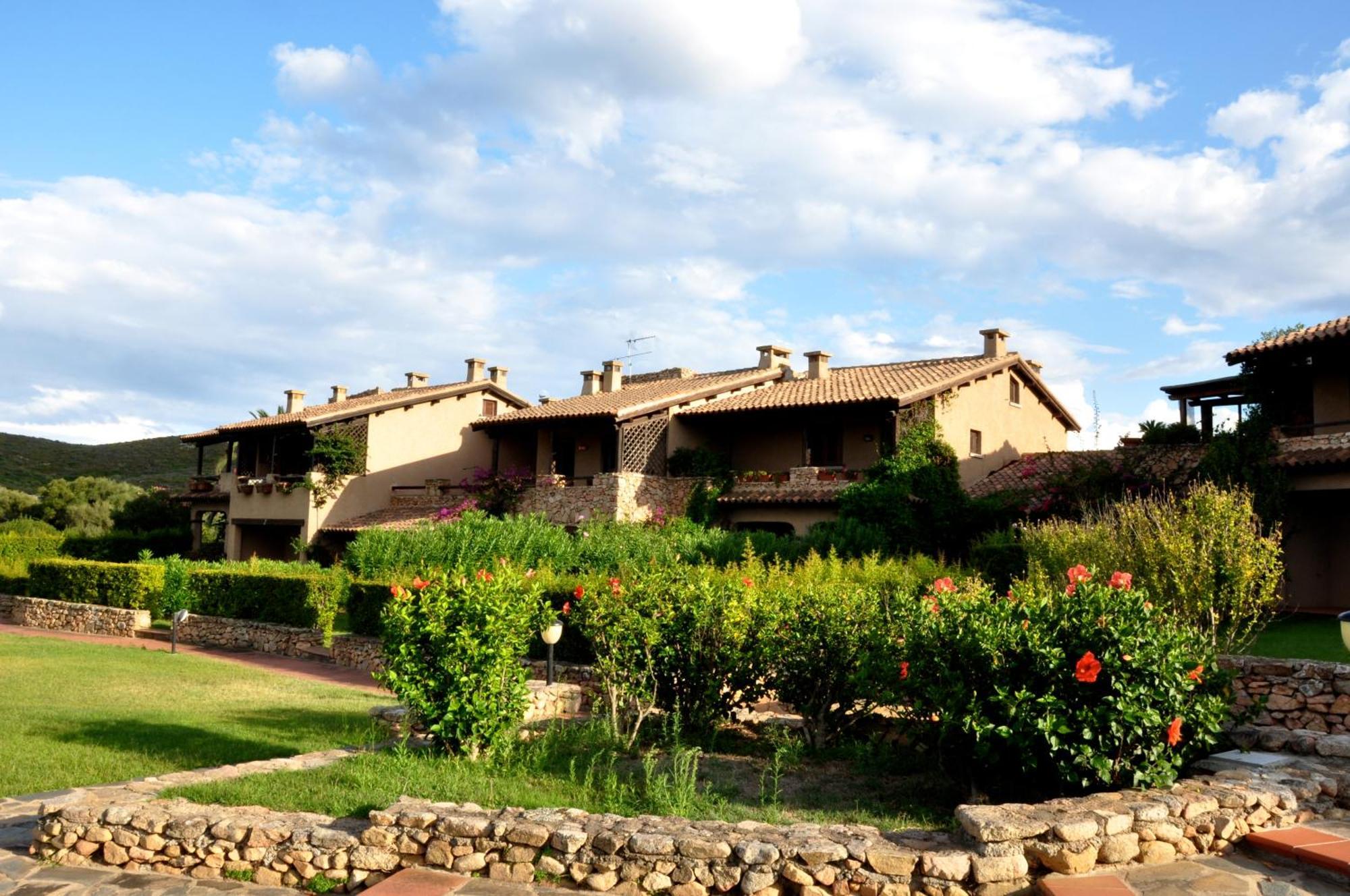 Appartamenti Residence Vela Blu Golfo Aranci Marinella  Exterior foto