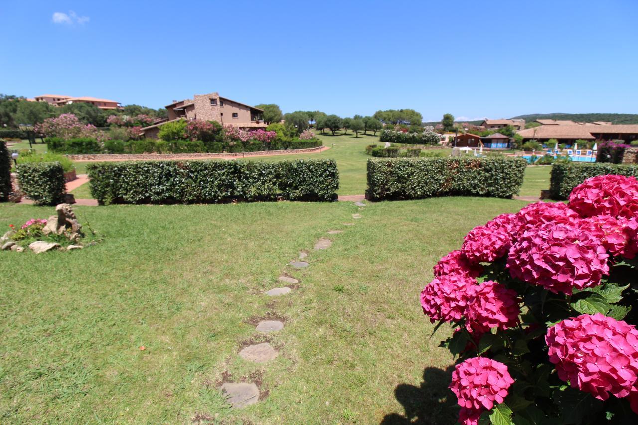 Appartamenti Residence Vela Blu Golfo Aranci Marinella  Exterior foto